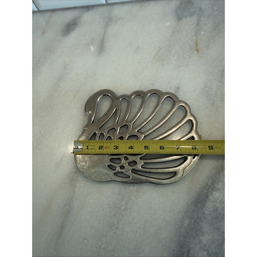 Rare Wm. A. Rogers Tarnish Resitant Swan Trivet OLA003